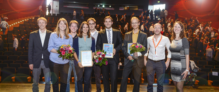 Hagen Tschorn (2 v.r.) war einer der Juroren beim „Student Design & Engineering Award for Rapid Manufacturing“.